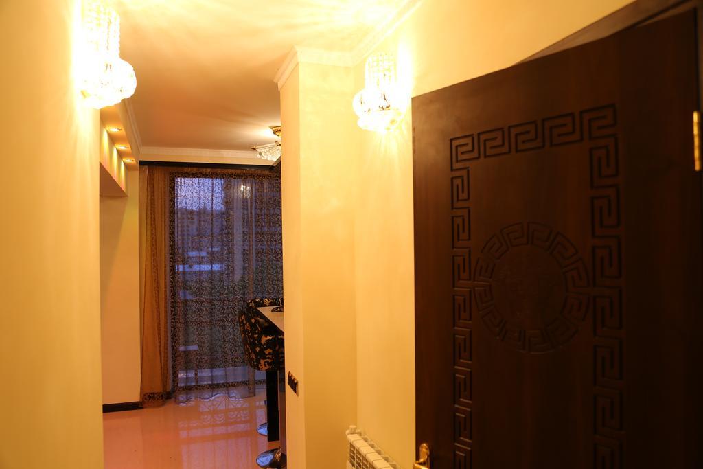 Versace Downtown Γιερεβάν Δωμάτιο φωτογραφία