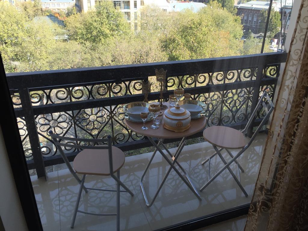 Versace Downtown Γιερεβάν Δωμάτιο φωτογραφία