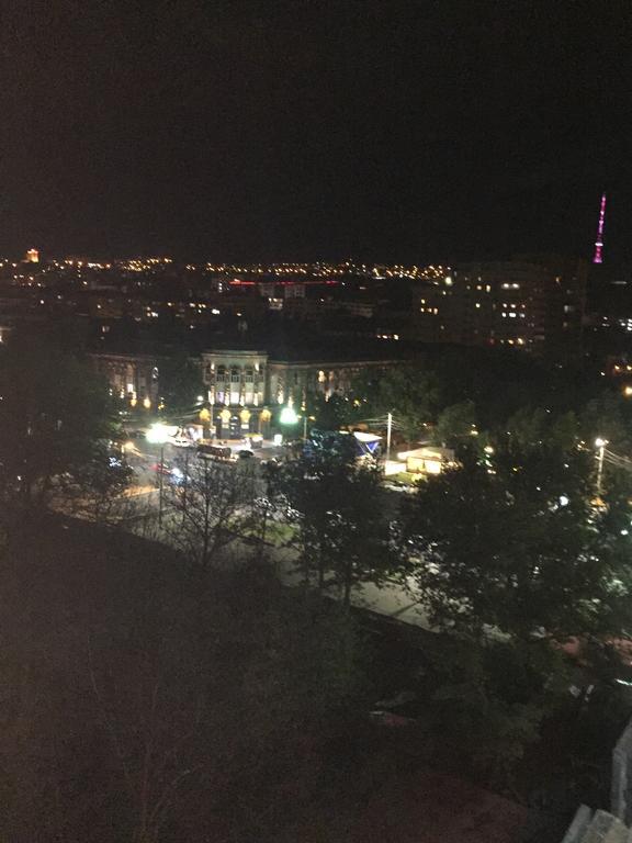 Versace Downtown Γιερεβάν Εξωτερικό φωτογραφία